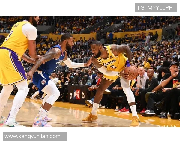 湖人对决快船精彩360直播回顾与赛后分析尽在10月23日赛事专栏