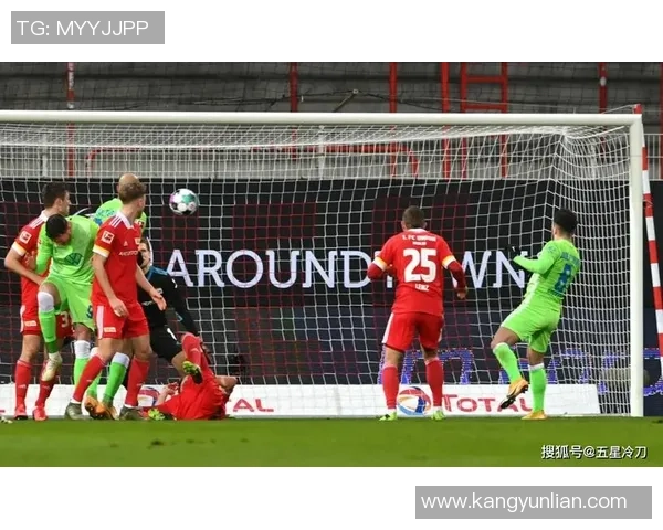 法兰克福与沙尔克对决结果揭晓精彩瞬间回顾